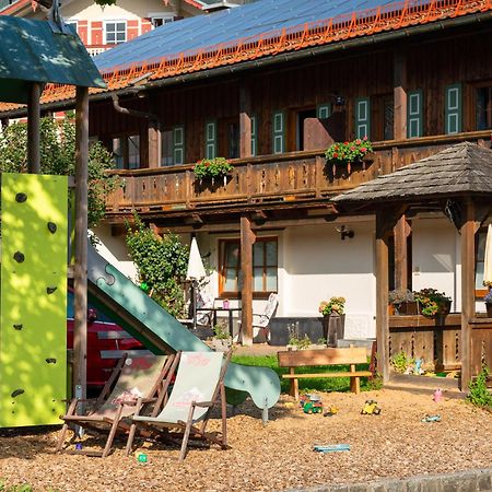 Cafe Chiemgau Und Gaestehaus Ruhpolding Exterior photo