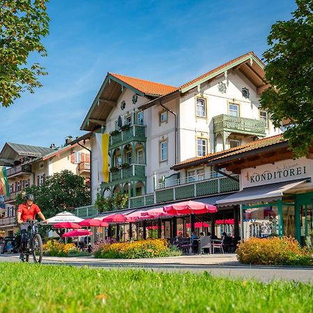 Cafe Chiemgau Und Gaestehaus Ruhpolding Exterior photo